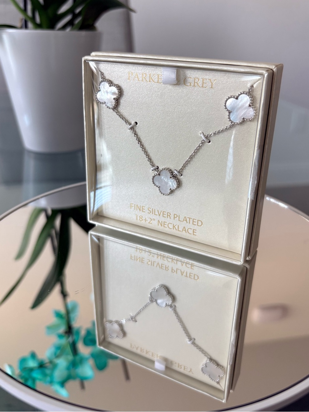 Fine Silver Plated Clover Nacklace
